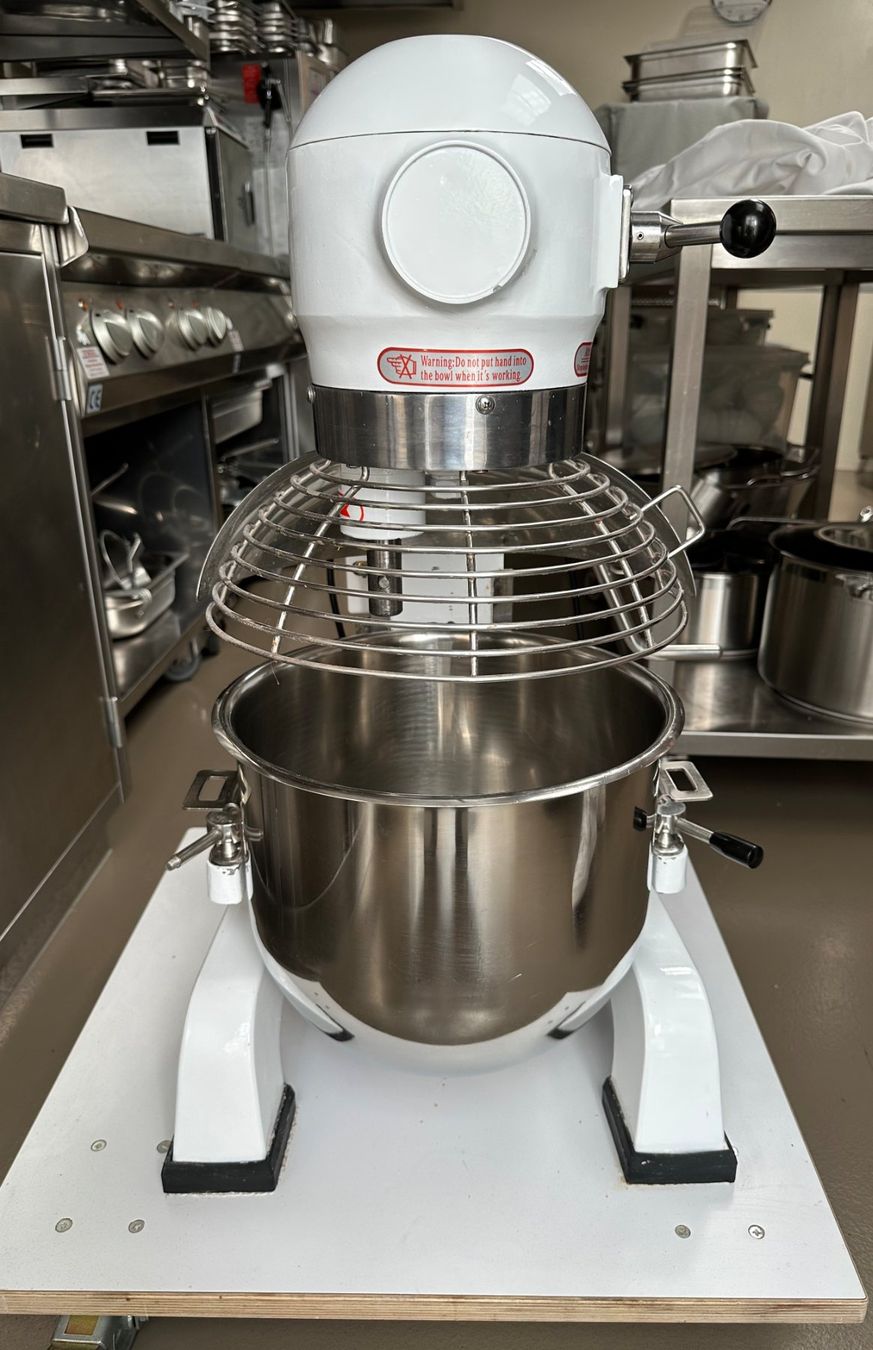 Appareils de cuisine: Planetrührmaschine 7.5 Kg – D'occasion à Luzern par inf_tx2h 3