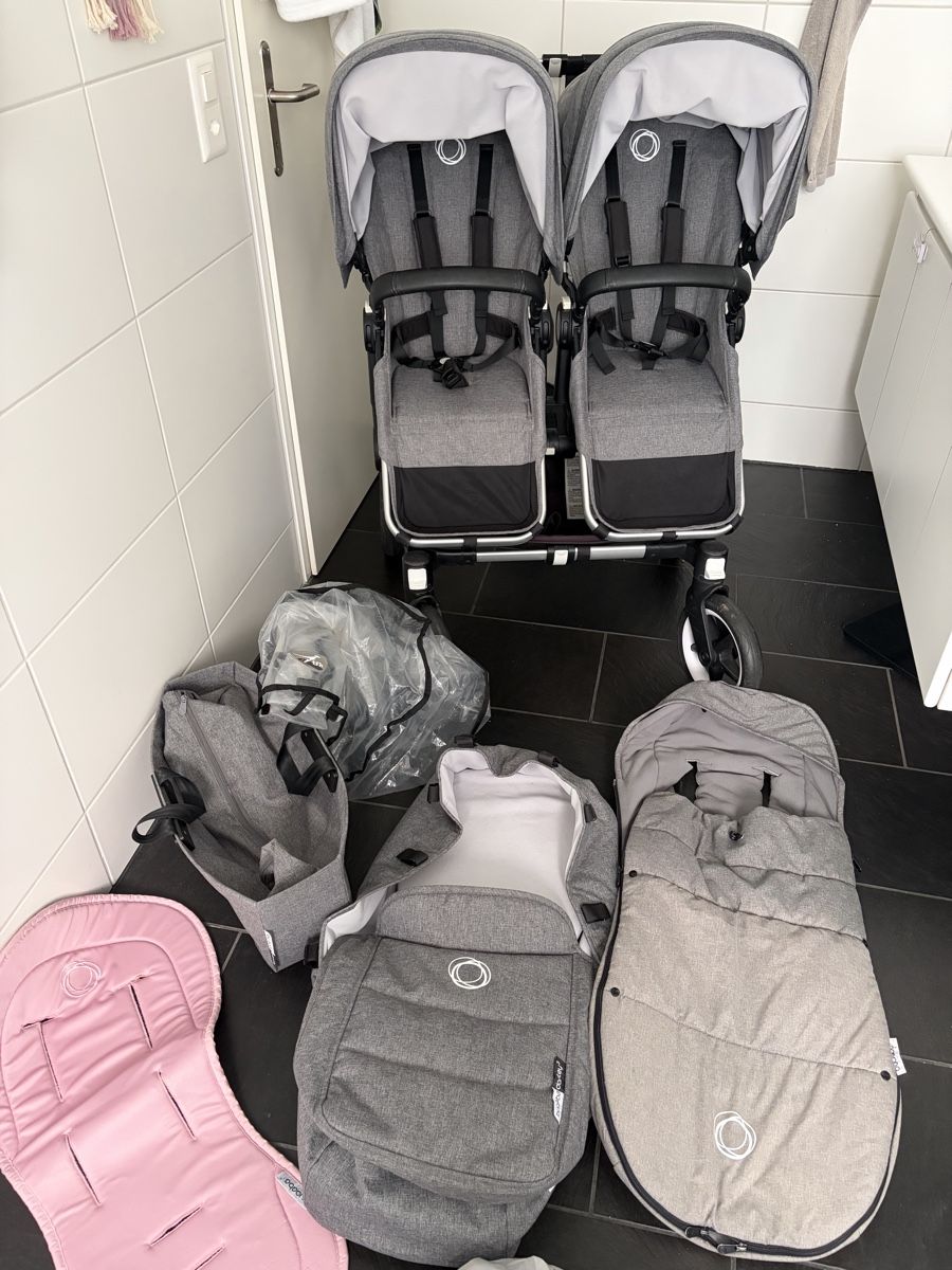 Bugaboo Carrozzine: Bugaboo Donkey 3 Duo mit viel Zubehör – Usato da Regensdorf venduto da Branca990