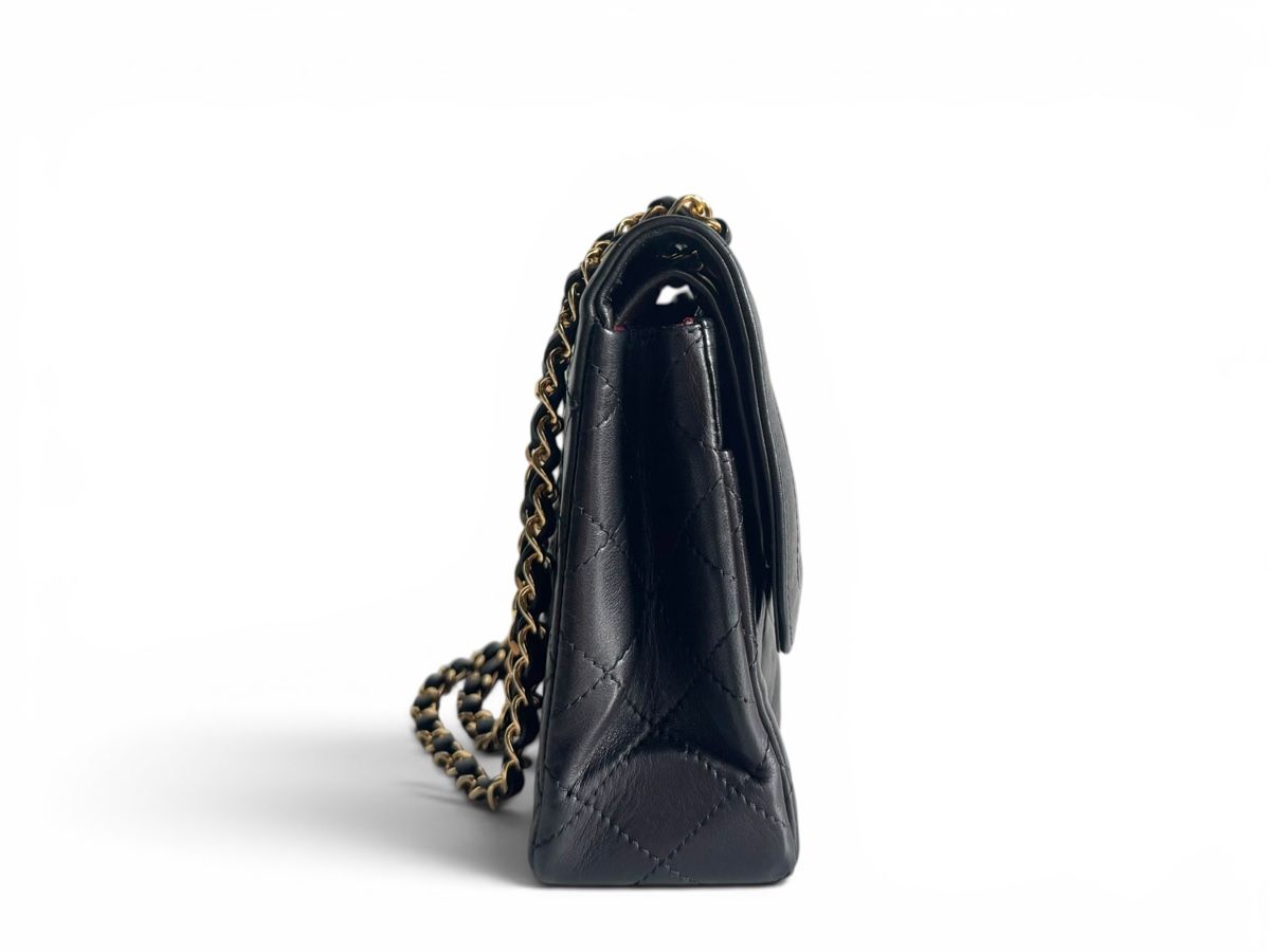 Chanel Borse da donna: CHANEL Lambskin Quilted Medium Double Flap Tasche – Usato da Kriens venduto da hannaandkiko 2