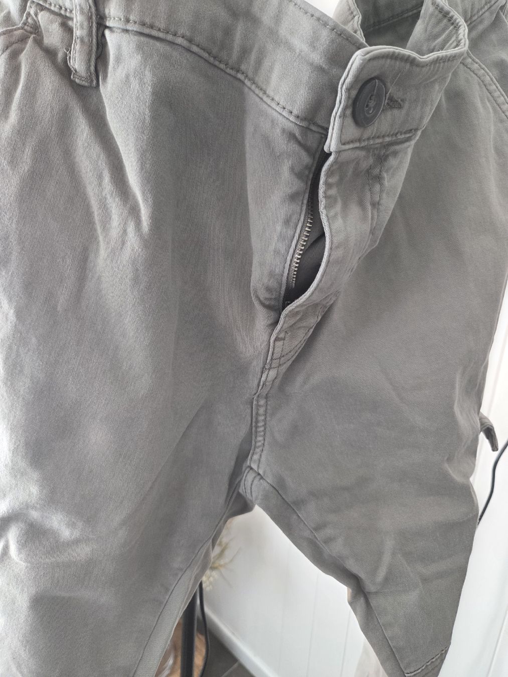 Hosen: Urban Classics Cargohose Grösse 36 – Gebraucht aus Alterswil FR von Agape07 2