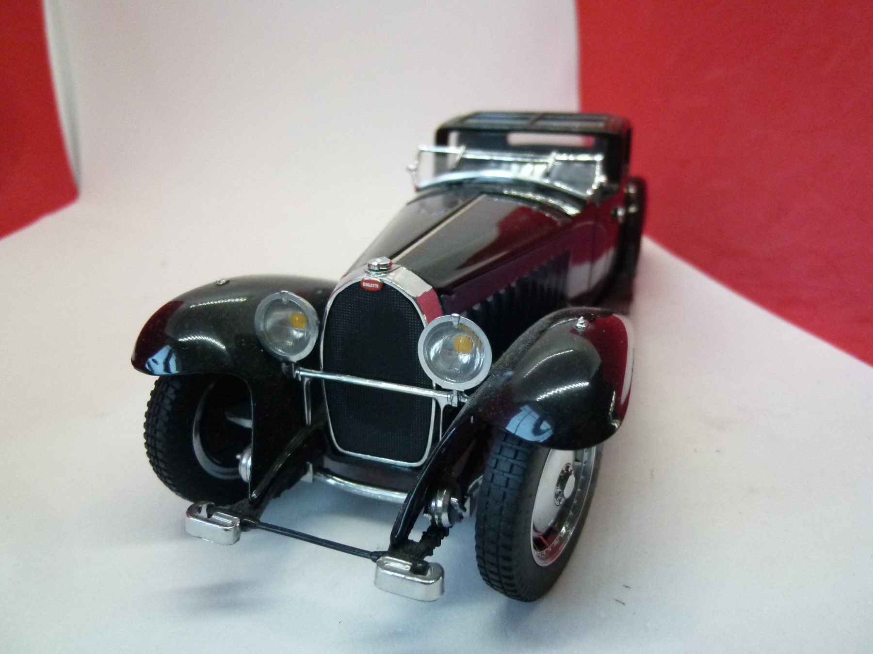 Franklin Mint Modellini d'auto: Bugatti Royale - das Traum -Modell von Franklin Mint - 25cm – Usato da Reiden venduto da mondial2 1