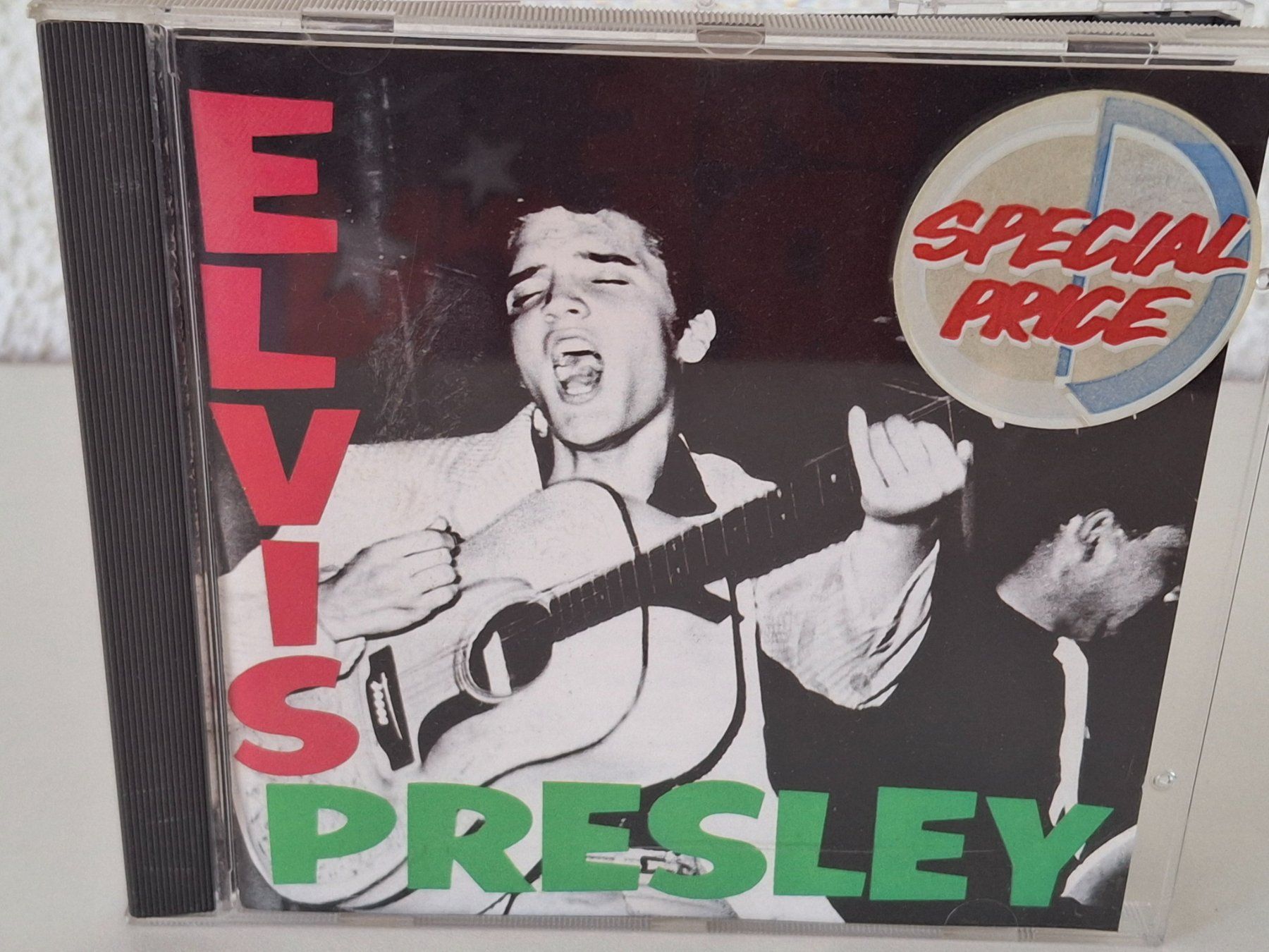 CDs: CD Elvis Presley - Elvis Presley – Gebraucht aus Aarberg von Jackup1