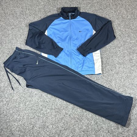 Nike 2000 tracksuit 