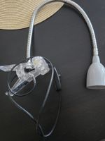 Lampe de lit ou de bureau avec pince