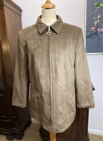 Velour Damenjacke Jacke braun Gr. 42