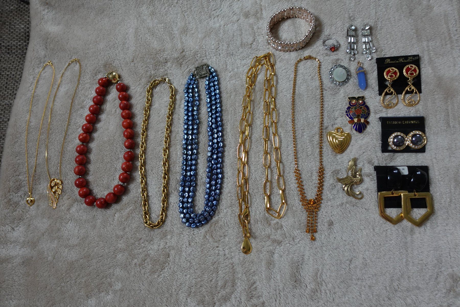 Altri gioielli: 1 schönes 22 teiliges Modeschmuck Set – Usato da rorschach venduto da Babsi64