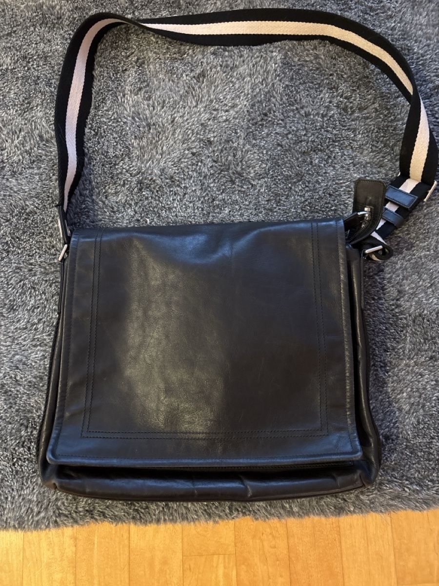 Bally Borse: Bally Messenger Bag, Leder – Usato da Embrach venduto da Dmoney