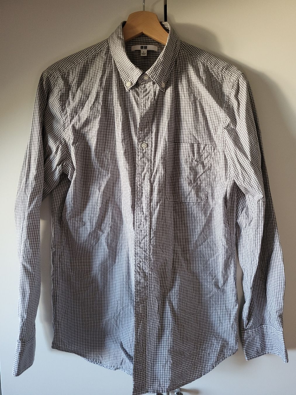 Chemises: Hemd, Uniqlo – D'occasion à Zug par Pixifly