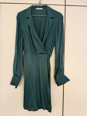 Schönes Cocktailkleid von Mango - Grösse M