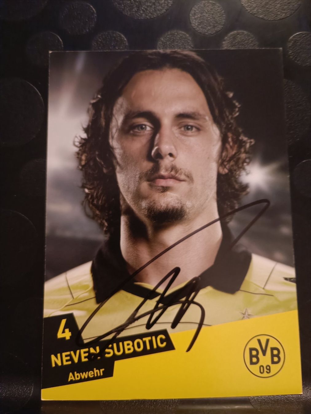 Autografi: Neven Subotic - BVB / Borussia Dortmund - Handsigniert – Usato da Menziken venduto da Artographs