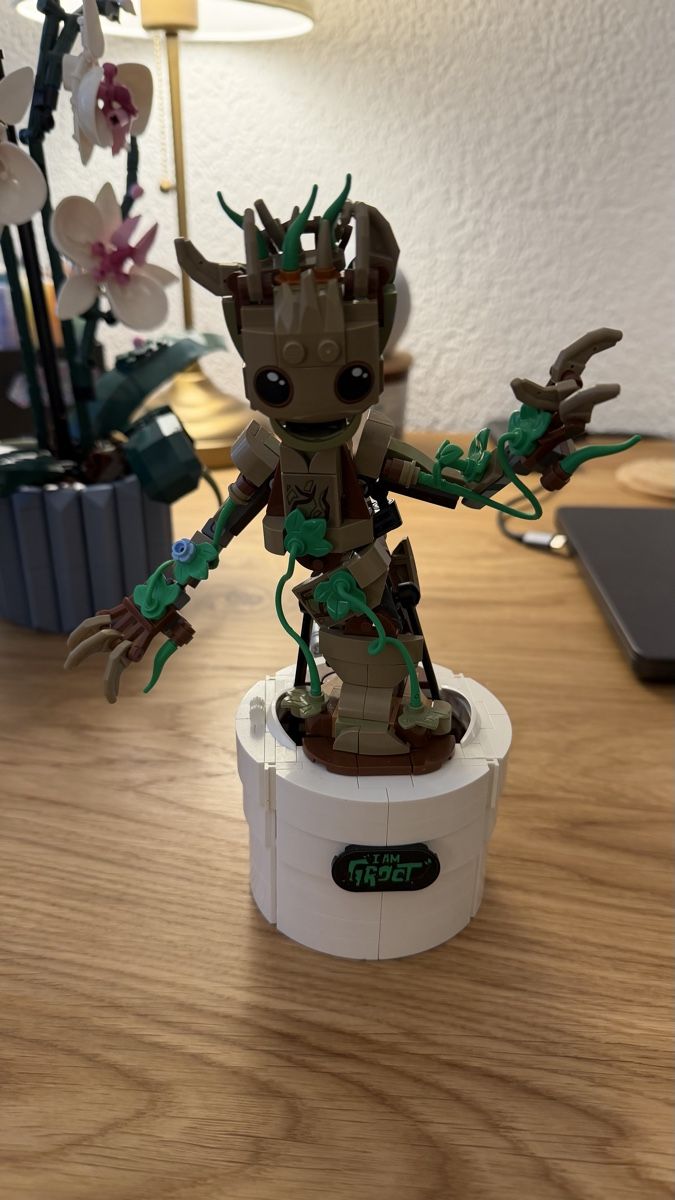 Lego Spielzeuge: Aufgebautes Lego set - Orchidee und Groot – Gebraucht aus St. Gallen von Lxra145 3