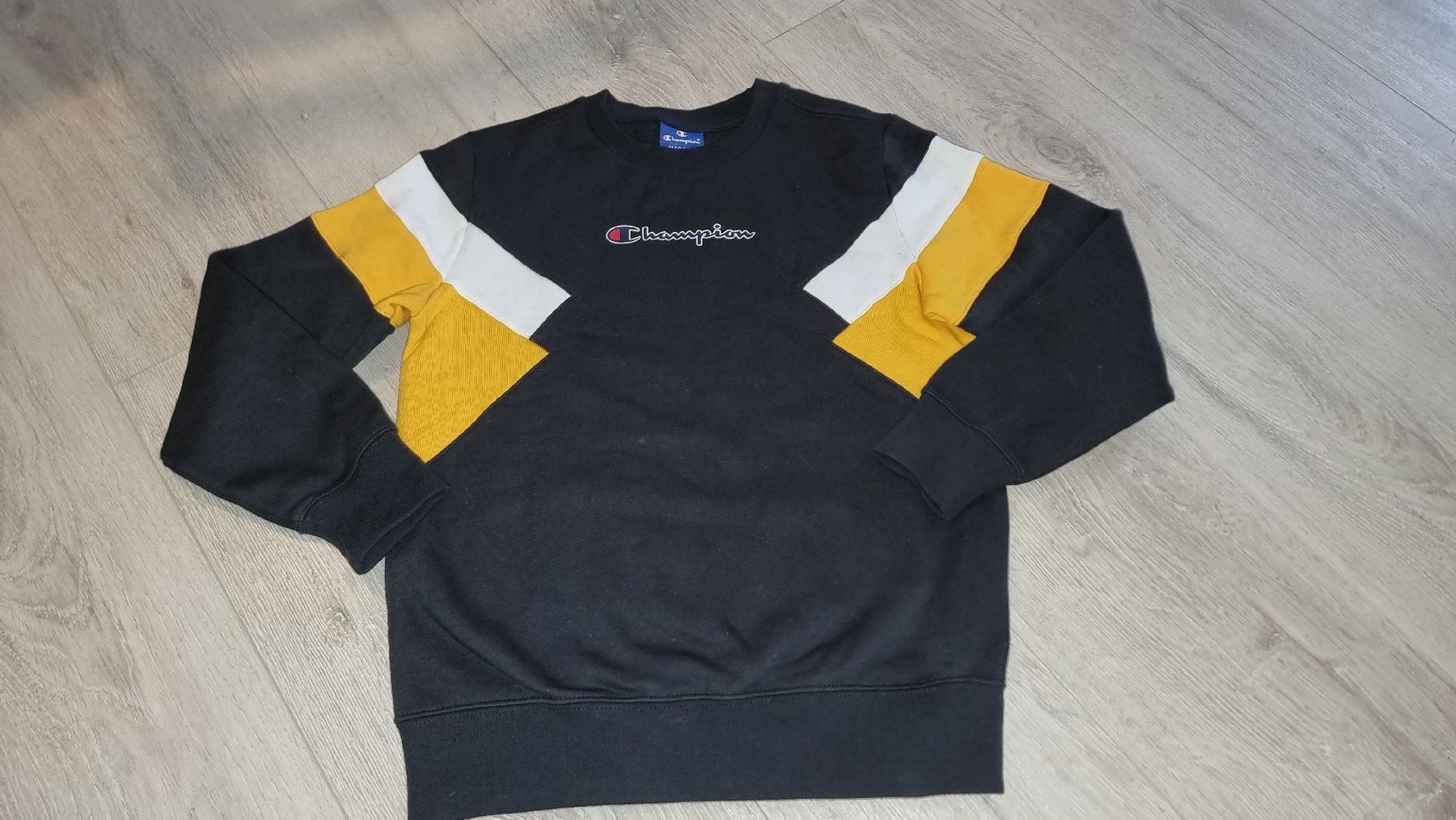 Champion Maglioni & Felpe: Champion Pullover 138, schwarz/gelb Neu – Nuovo (secondo la descrizione) da Wigoltingen venduto da Zuckerfee84