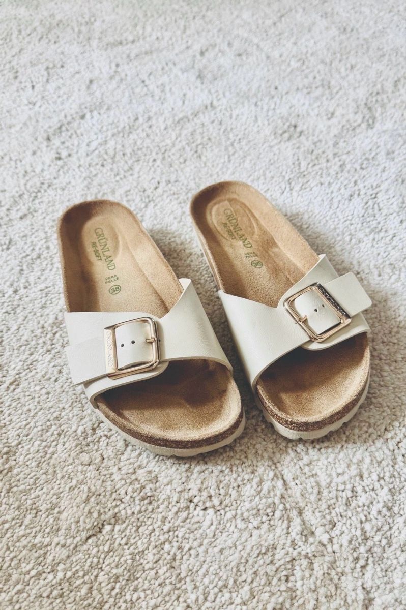 Damenschuhe: Sandalen Slipper – Neu (gemäss Beschreibung) aus Dietikon von tsela77 1