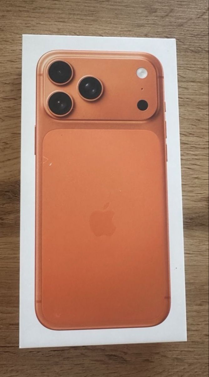 Apple Handys / Smartphones: iPhone 17 Pro Max Orange 256 GB – Neu und originalverpackt aus St. Gallen von blkstr1