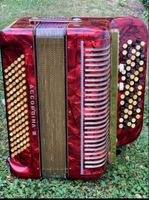Akkordeon „HOHNER“ ACCORDINA III mit Holz - Koffer 