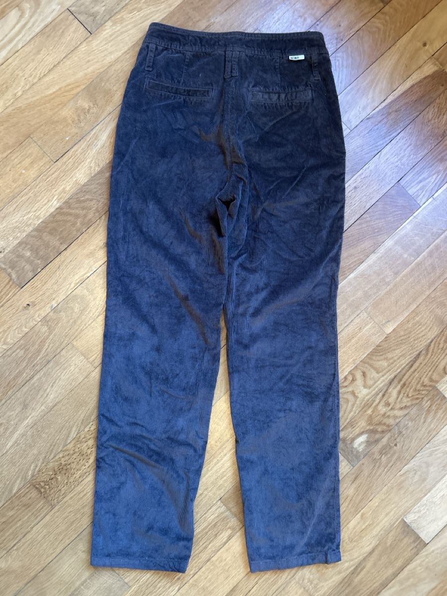 Jeans: Reiko Cordhose, Grösse 27 – Nuovo (secondo la descrizione) da Olten venduto da patricialesandra 1