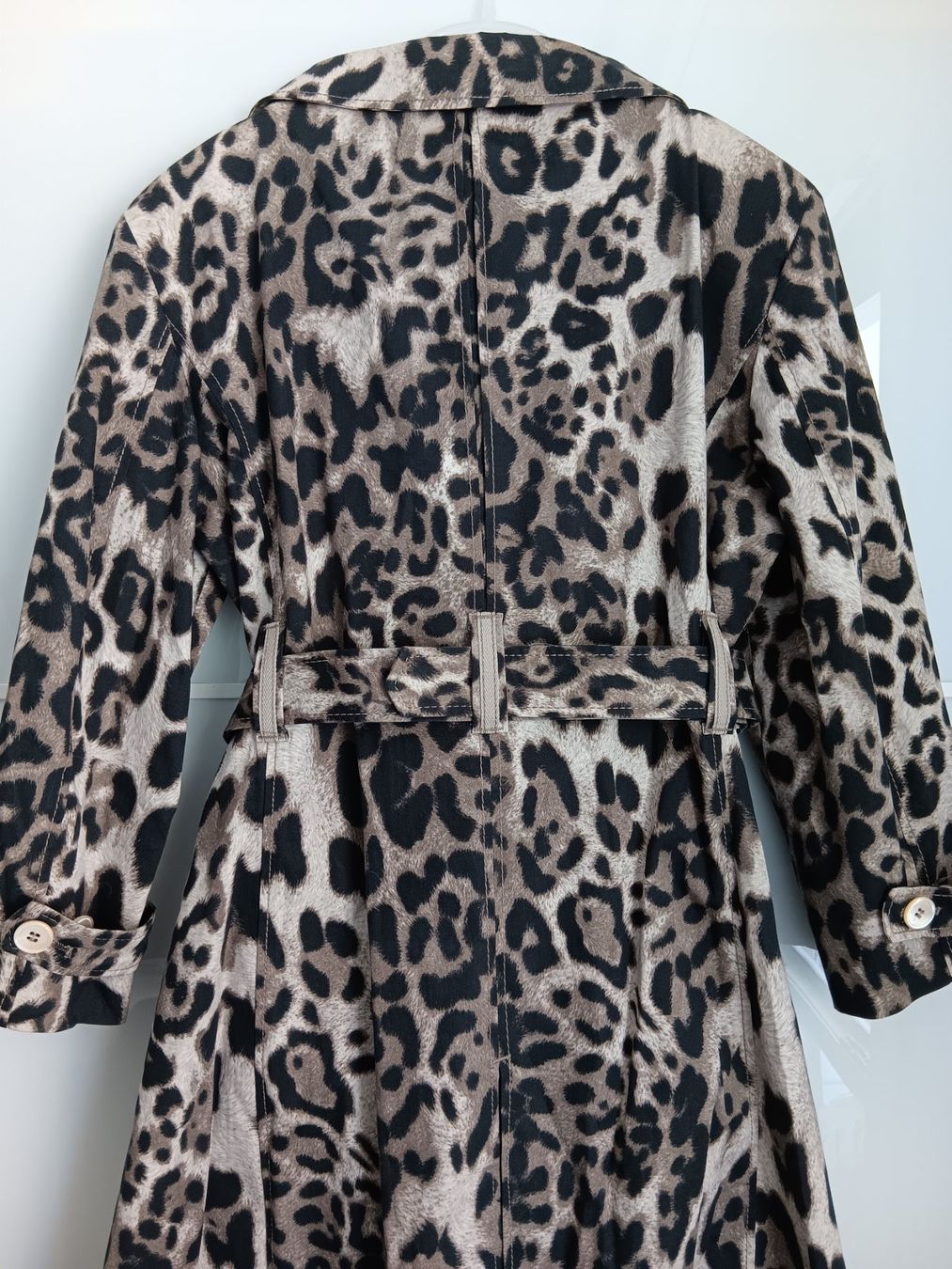 Marc Cain Mäntel: MARC CAIN Manteau leopard taille 4 (40) – Gebraucht aus Cossonay-Ville von Les_1001_perles 6