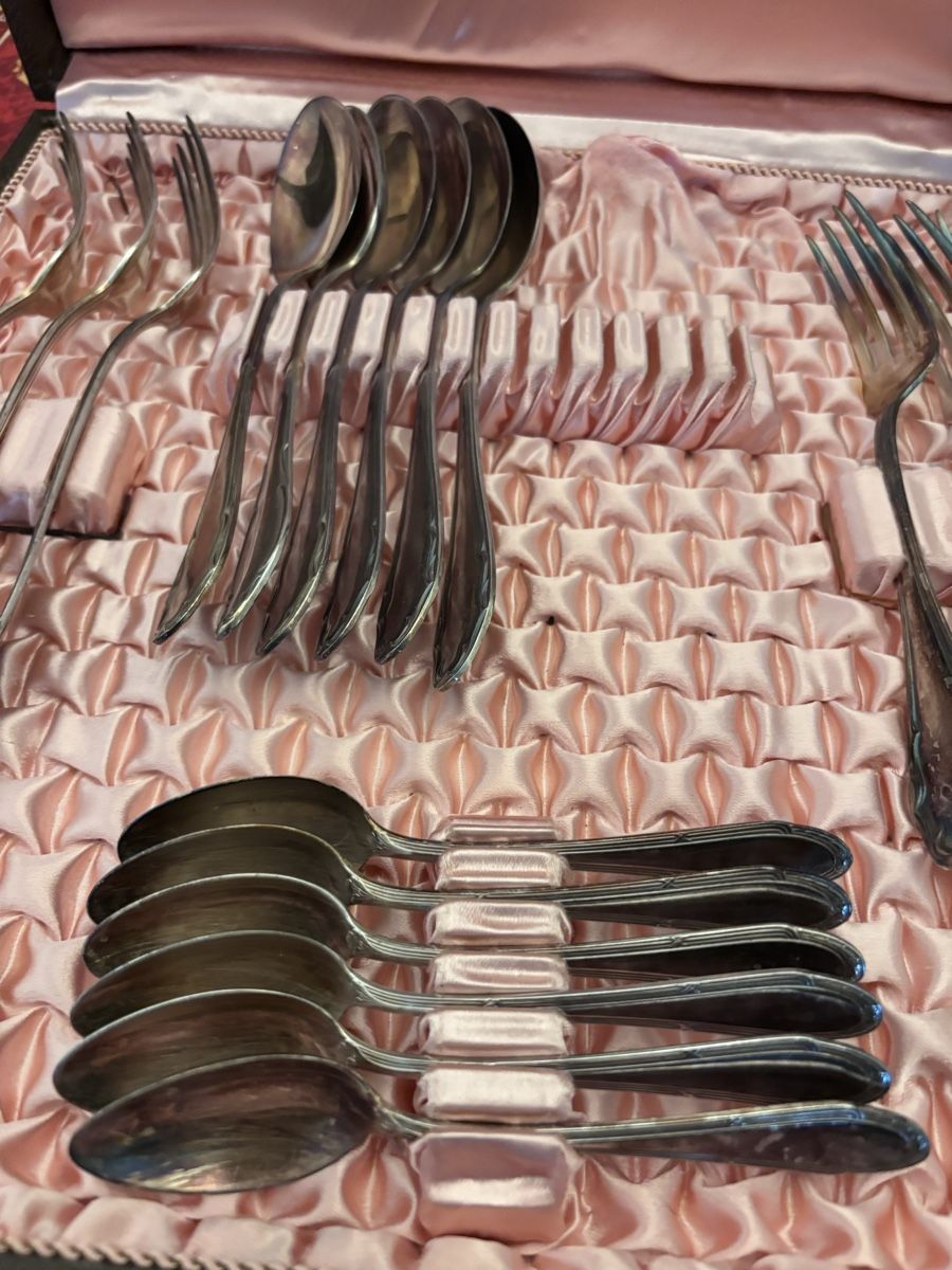 Geschirrsets: Argenterie années 1960 - 4 sets – Gebraucht aus Gland von Pyar0211 2