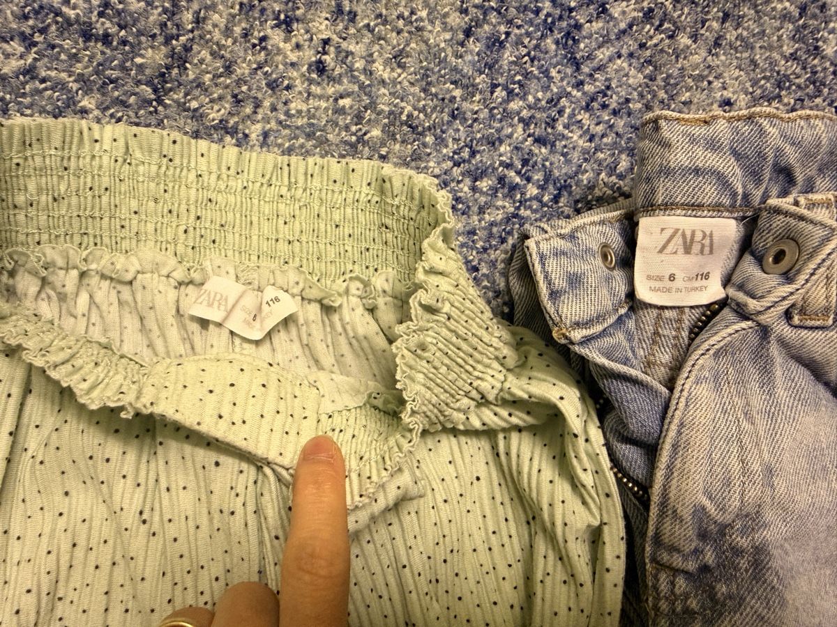 Lotti & Set di vestiti: Paket Mädchenkleider 110/116 – Usato da Amlikon-Bissegg venduto da Flowers_Blossom 7