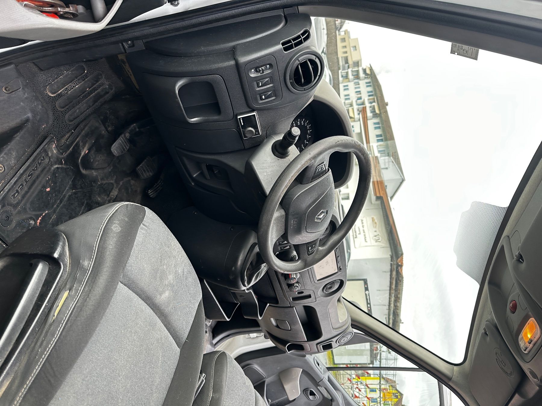 Renault Veicoli commerciali: Renault Master dCi 165 - Starker Motor - Webasto - AHK – Usato da Oftringen venduto da kaflesch 8