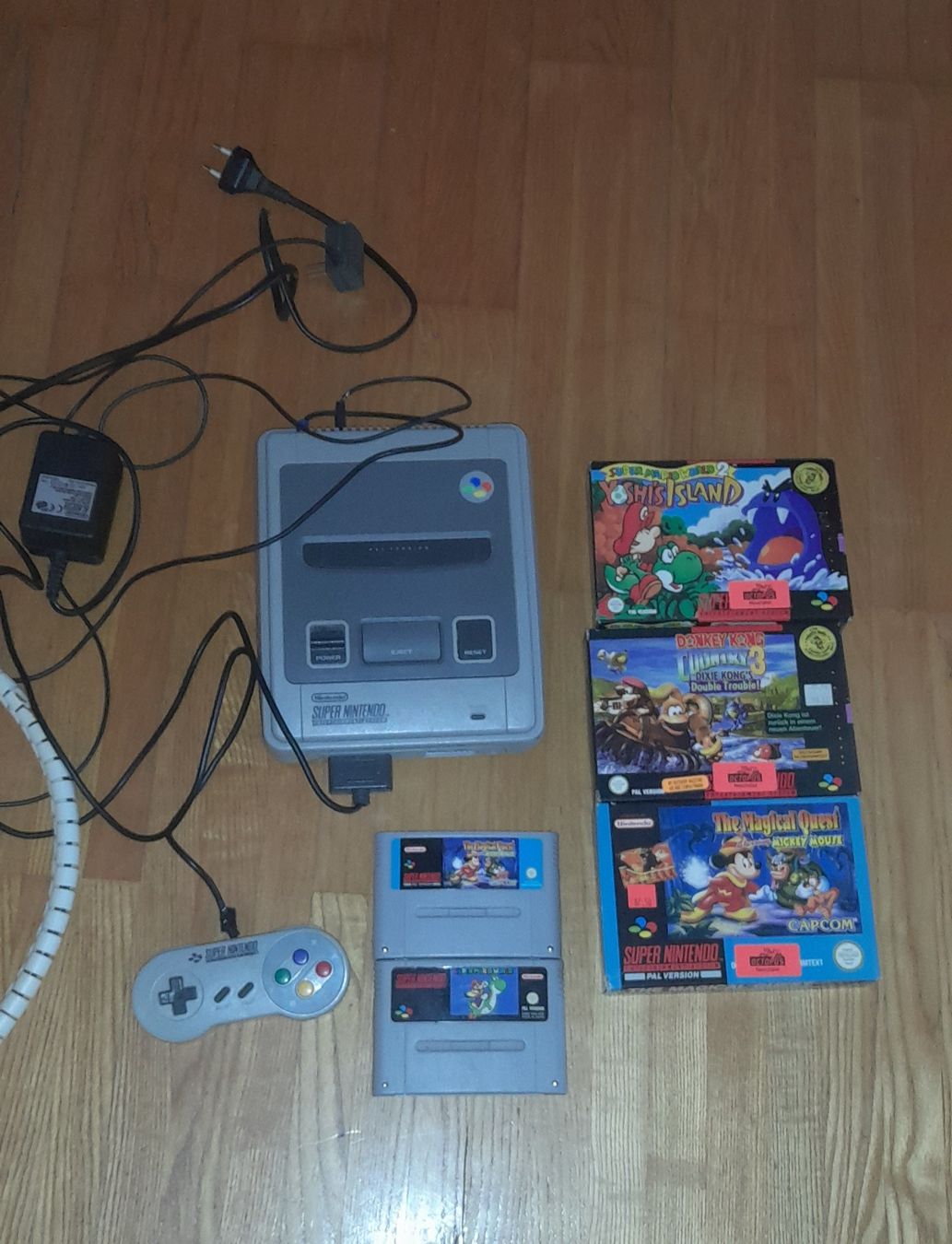 Nintendo Console: Super Nintendo  – Usato da Gals venduto da Ben-j