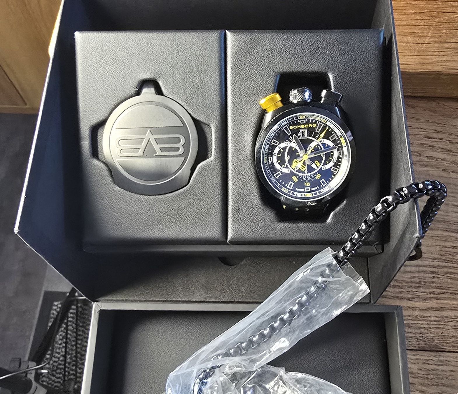 Bomberg Orologi: BOMBERG BOLT 68 CHRONO AVEC CHAINE – Usato da Sonceboz-Sombeval venduto da Simuncons 1