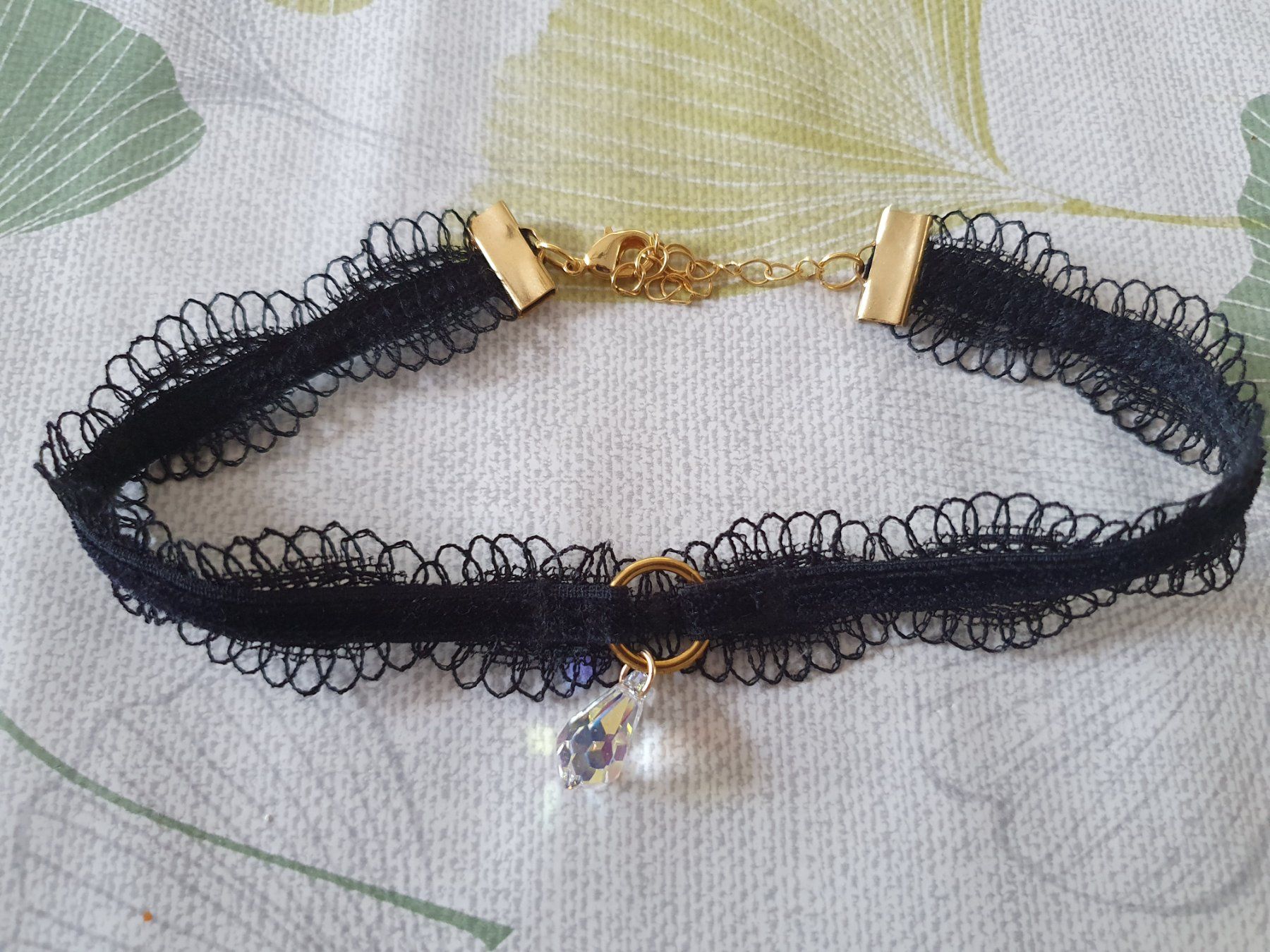 Catenine: Choker schwarz mit Anhänger – Usato da Winterthur venduto da Natascha_1994