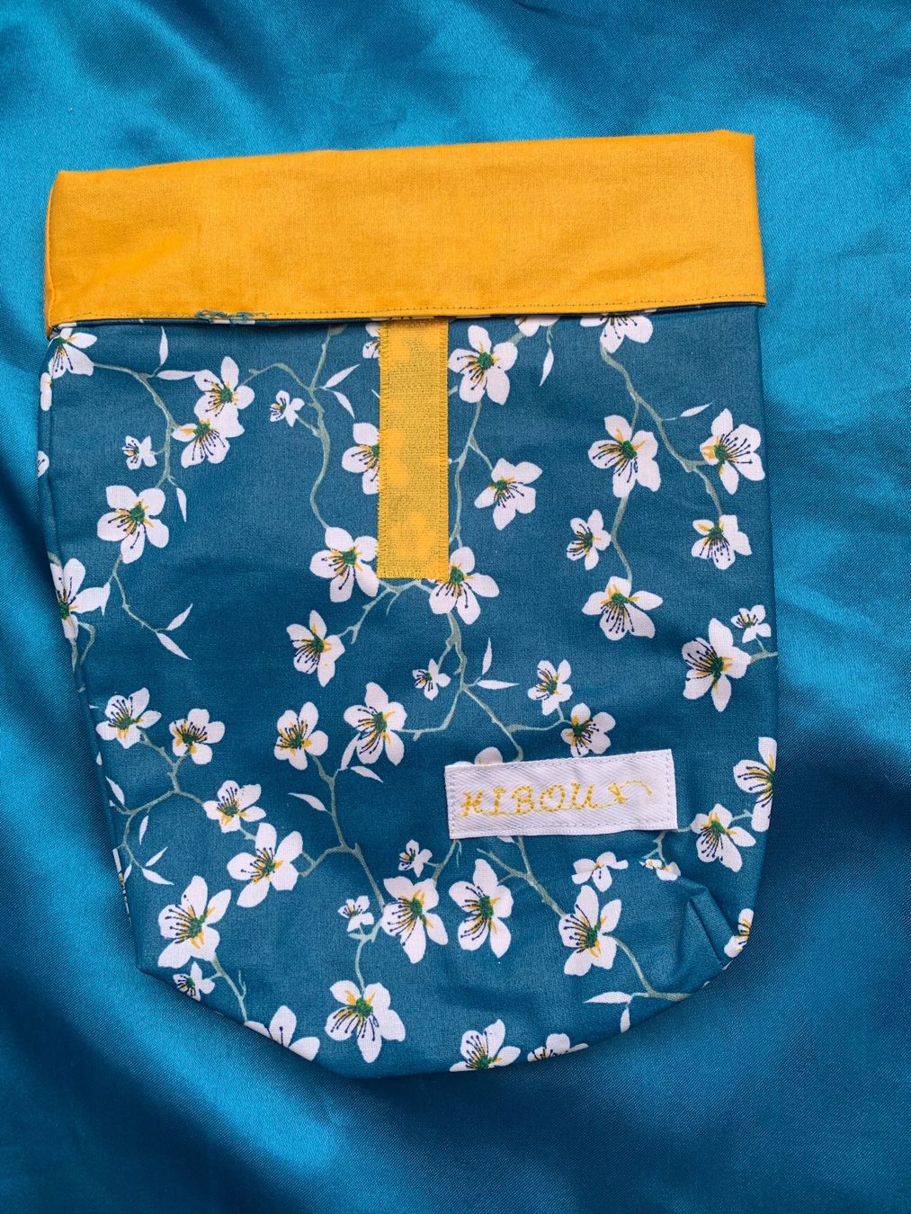 Taschen: Täschli für Badehosen oder Esswaren Blüten – Neu und originalverpackt aus Wetzikon ZH von jol_6cb8