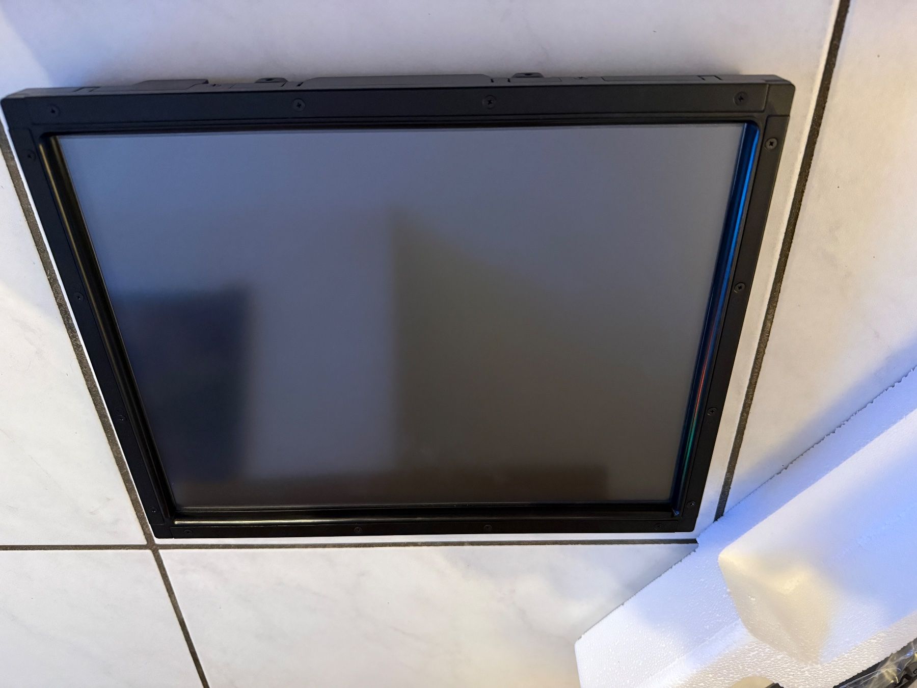 Elo Monitor: ELO 15 Zoll Open-Frame- Touchscreen 1590L – Nuovo e nell'imballaggio originale da Kirchdorf AG venduto da dom_cyd7