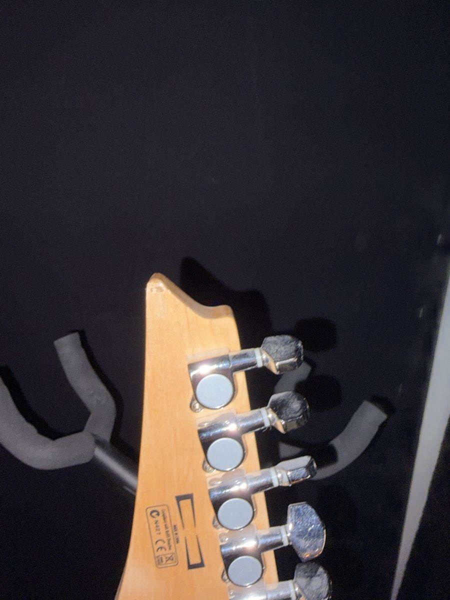 Ibanez Strumenti musicali: Ibanez Gio White – Usato da Riehen venduto da Pnewyork 6