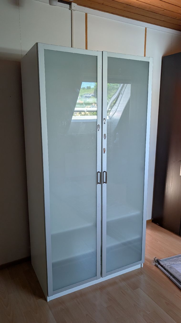 Ikea Armadi: Pax Schrank – Usato da Gipf-Oberfrick venduto da BenjaminUl