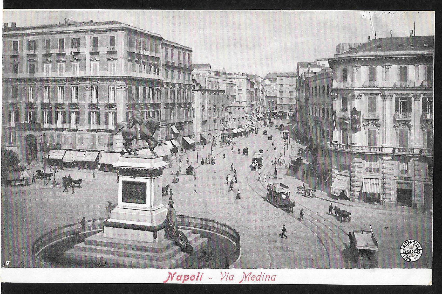 Cartoline postali: Napoli Via Medina – Usato da Olten venduto da clotaldi