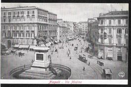 Napoli Via Medina