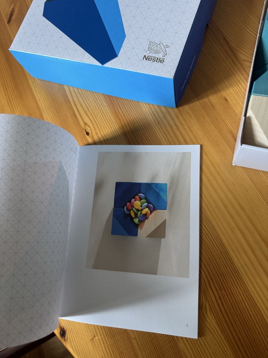 Kit di costruzioni: Jeu de construction TAWA Naef x Nestlé – Usato da Vésenaz venduto da Angela.C3 3