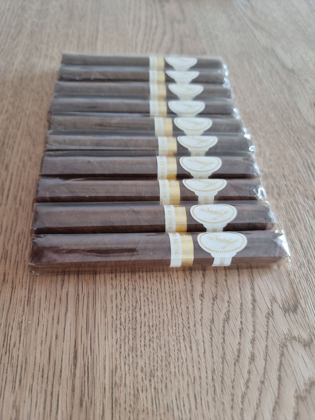 Davidoff Zigarren: Davidoff 702 Series 2000 – Neu und originalverpackt aus Oberbuchsiten von JayRoum 1