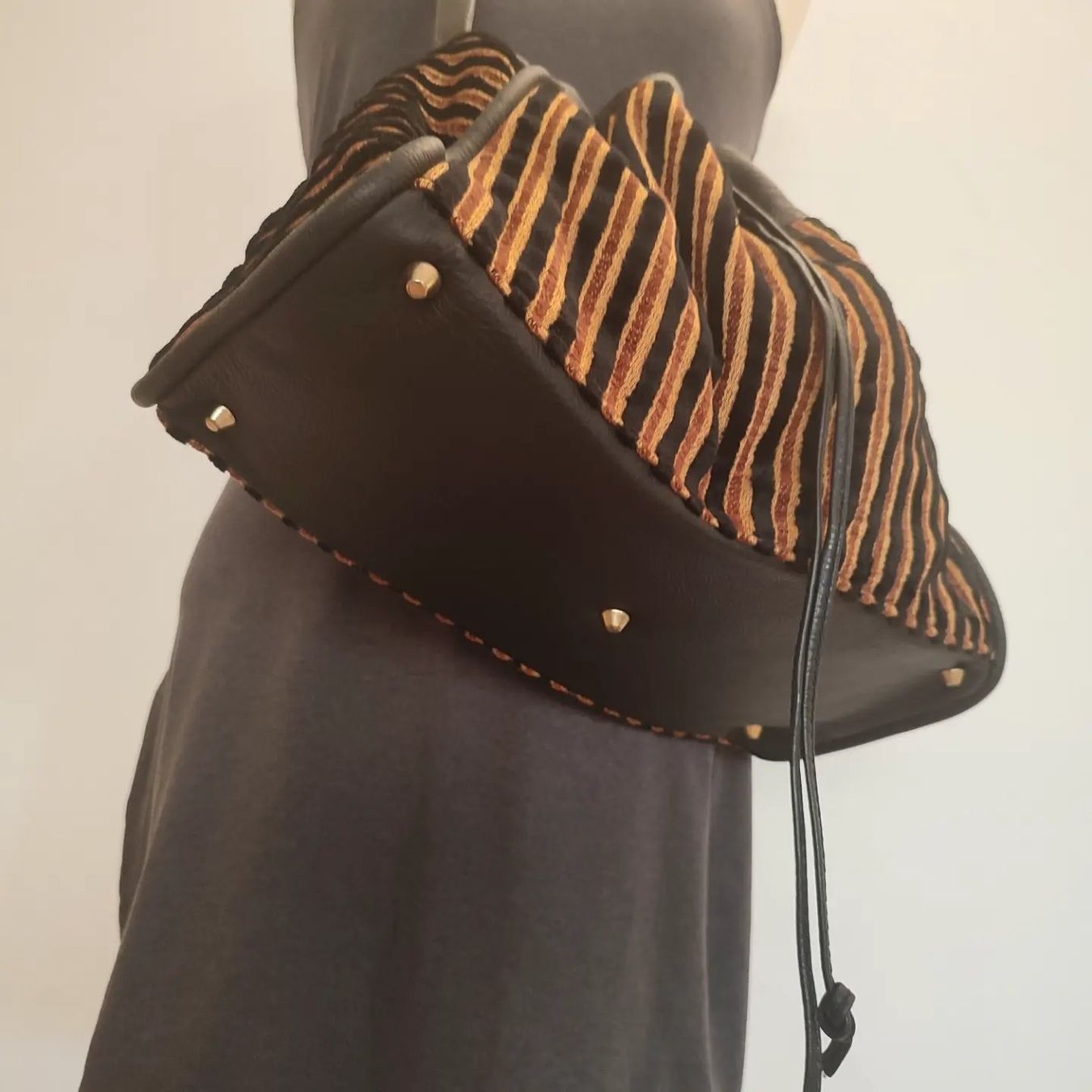 Borse da donna: Speziell Tasche. Hand Made – Nuovo (secondo la descrizione) da Bellikon venduto da MellonCollieMitTwint 2