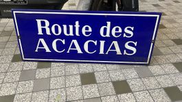 Plaque de rue émaillée des Acacias ancienne collection