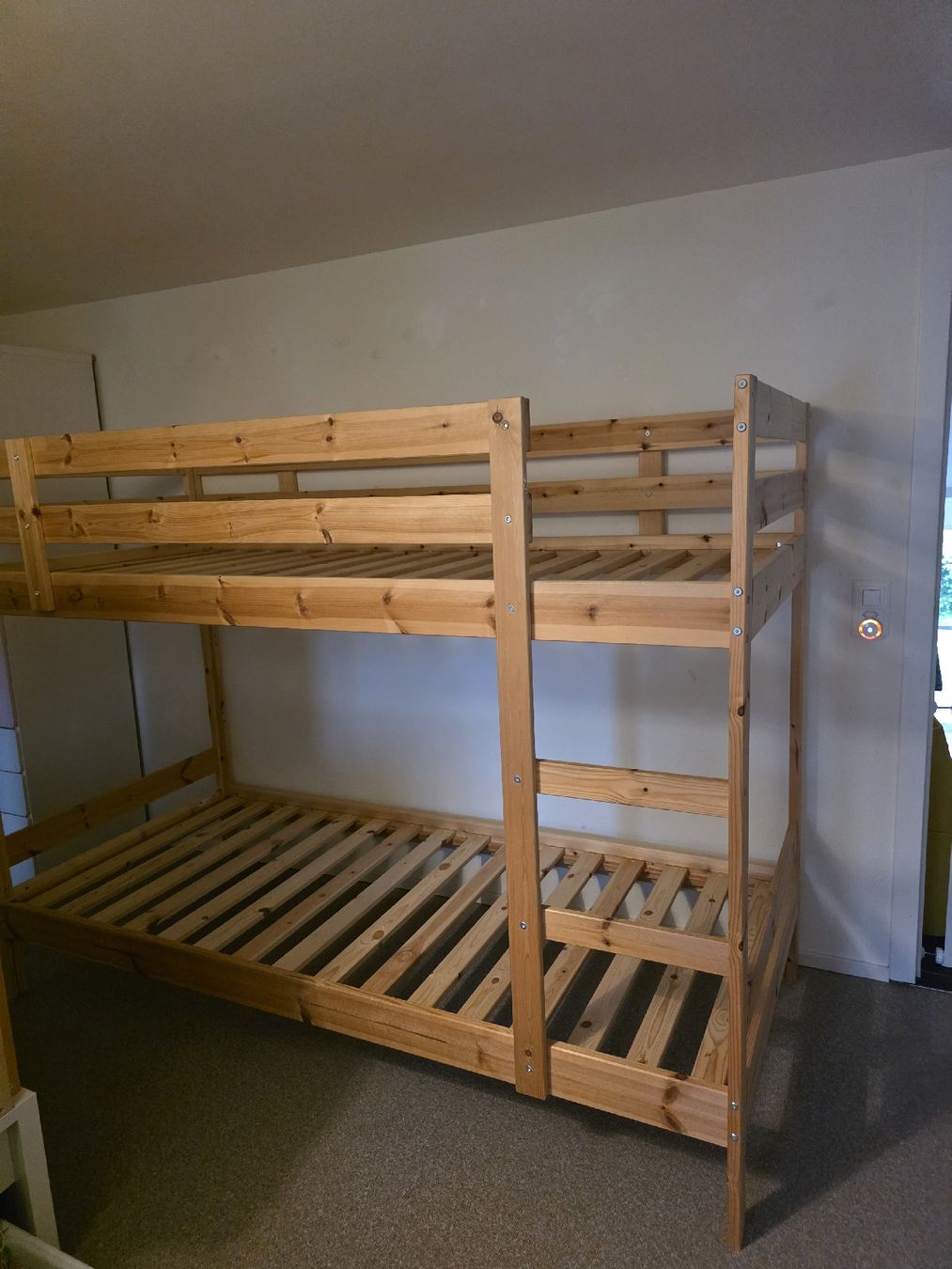 Ikea Letti: Ikea Mydal Etagenbett – Usato da Vitznau venduto da Martineni