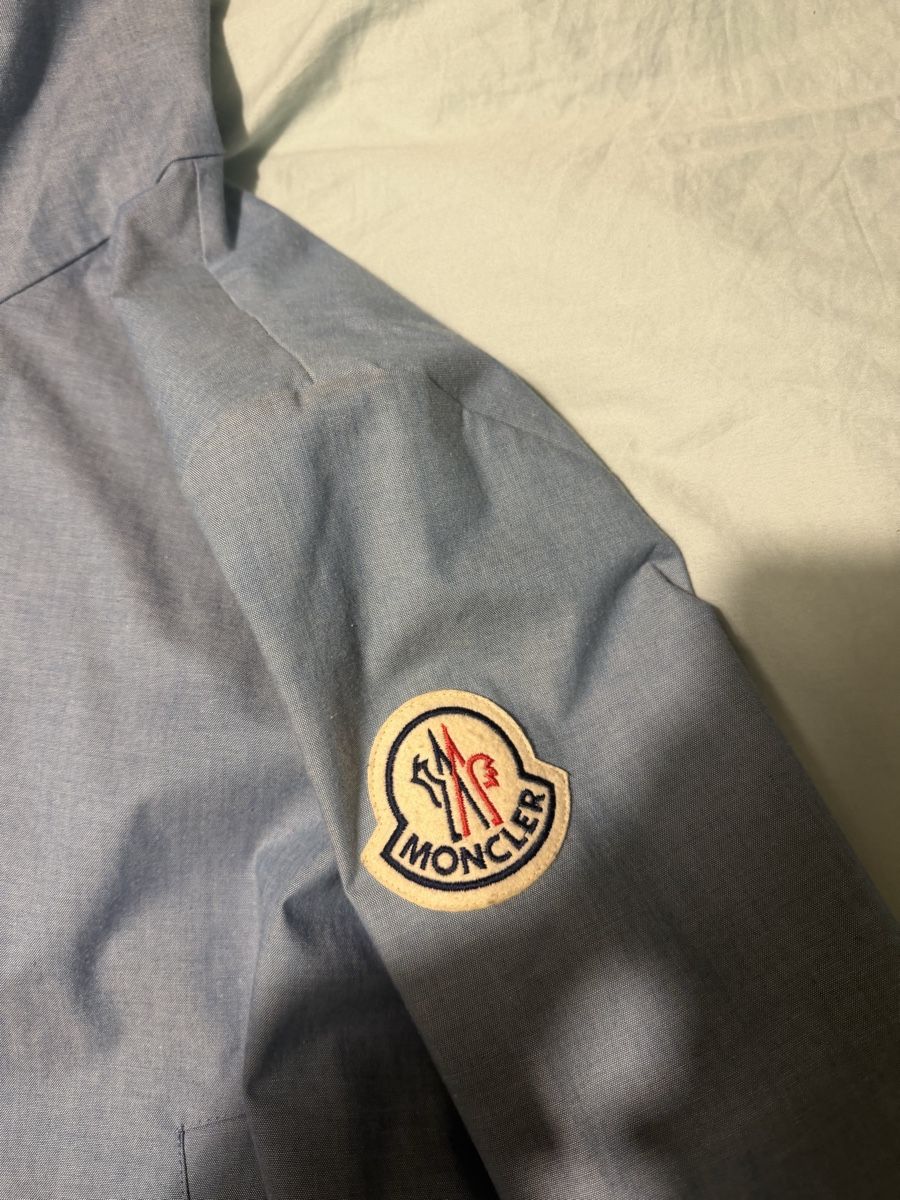 Giacche: Moncler Jacke – Usato da amriswil venduto da has_2xl8 1