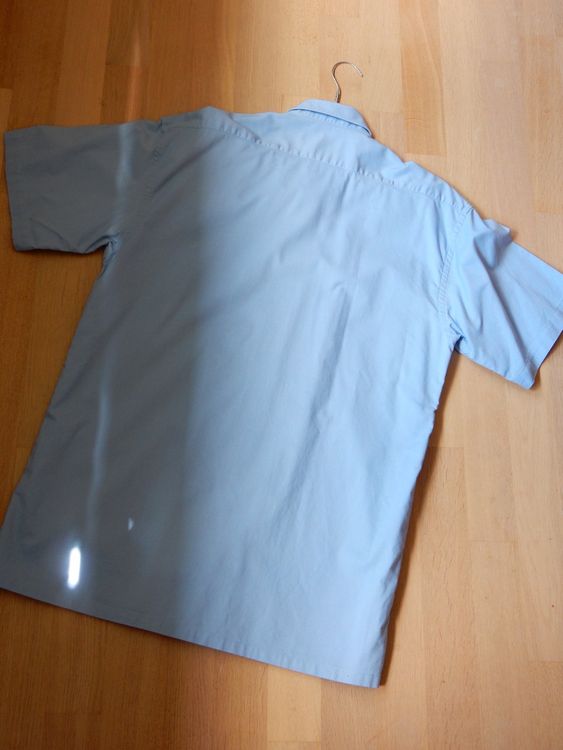klassisches Hemd: Herrenhemd kurzarm hellblau 'M' 2