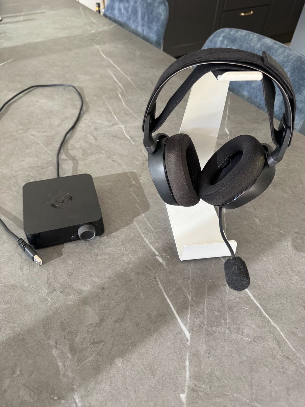 Steelseries Casques audio: Casque SteelSeries Arctis Pro Wireless – D'occasion à Gilly par OGudet