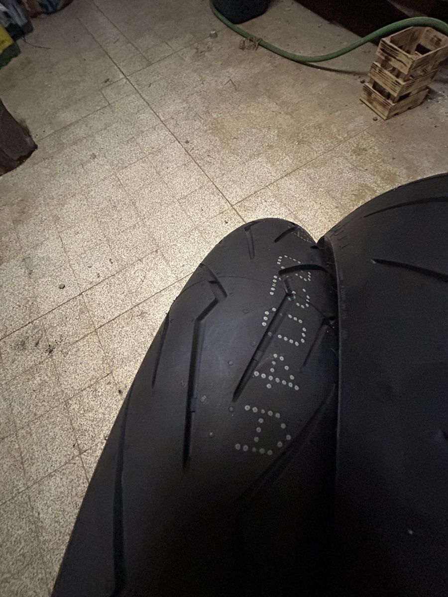 Pneus & Kompletträder: Pirelli Diablo Rosso III – Neu (gemäss Beschreibung) aus Guggisberg von eil_ty7w 2