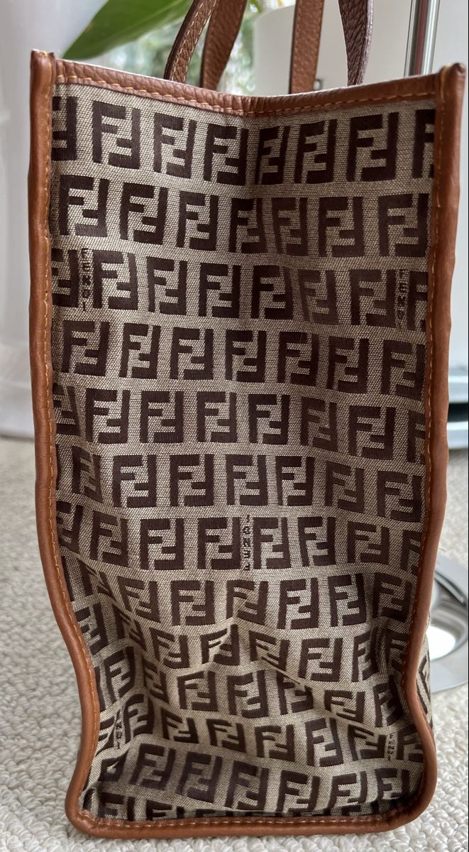Fendi Borse da donna: Fendi braune Zucchino-Monogramm-Handtasche – Usato da Zürich venduto da ClosetKTT 1