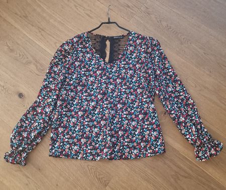 Bluse/Oberteil Gr. M, Neu, mehrfarbig