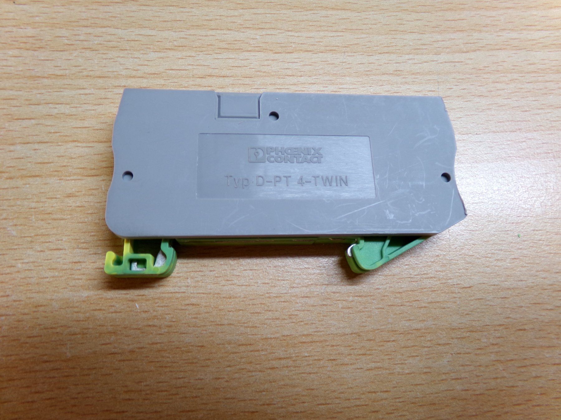 Phoenix Contact Elektronikbauteile: 7 Erdklemmen Phoenix 4mm2 – Gebraucht aus Hombrechtikon von Maloev17 3