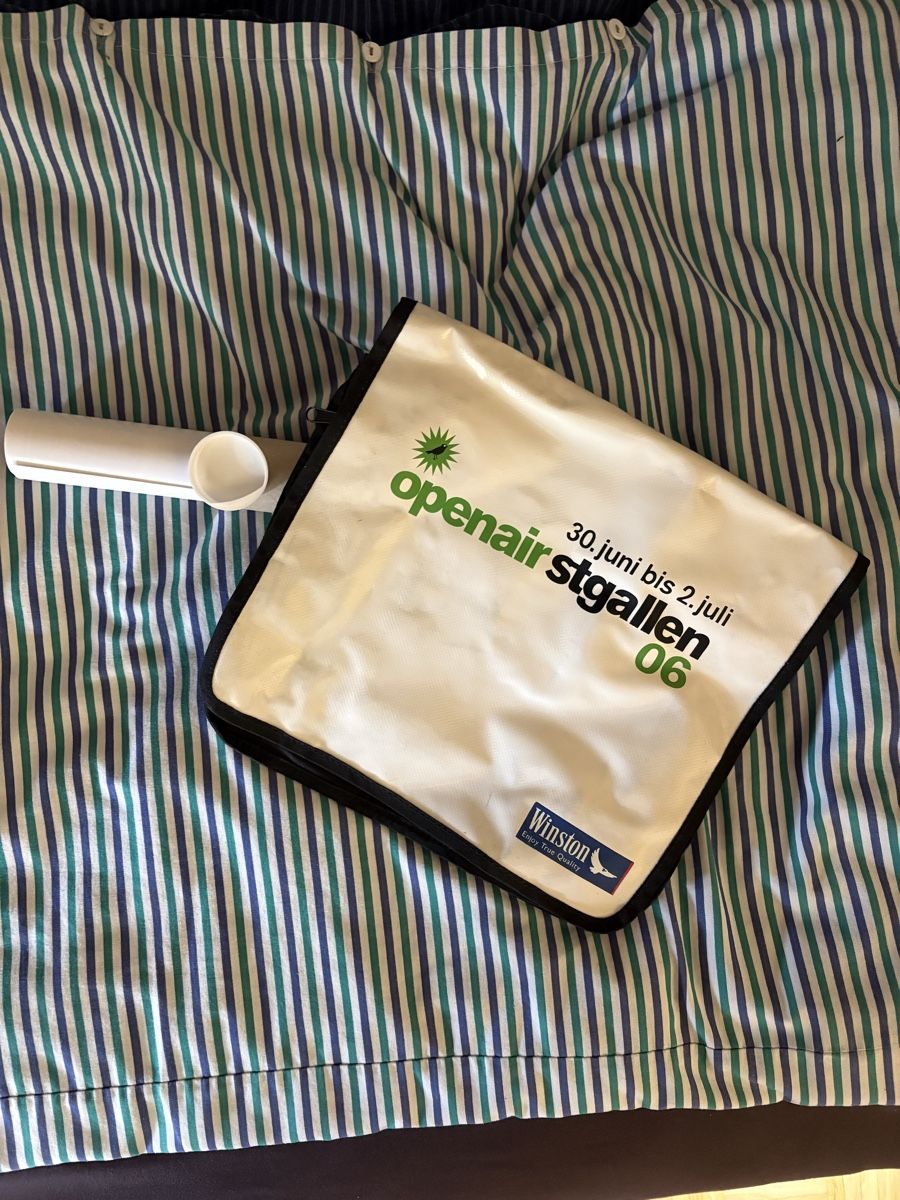 Foto & Immagini: Openair St. Gallen 2006 Jubiläumsplakat & Tasche im Bundle – Nuovo e nell'imballaggio originale da Niederuzwil venduto da Ulf233 4