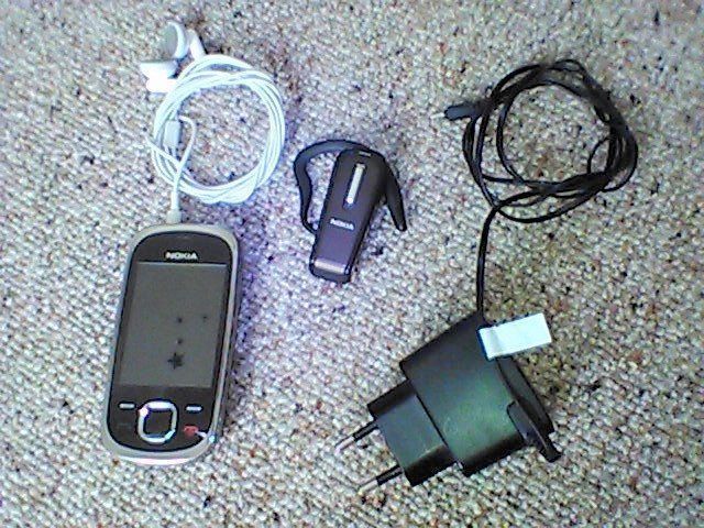 Handy Nokia 7230 und Nokia Bluetooth Headset BH 600 Acheter sur