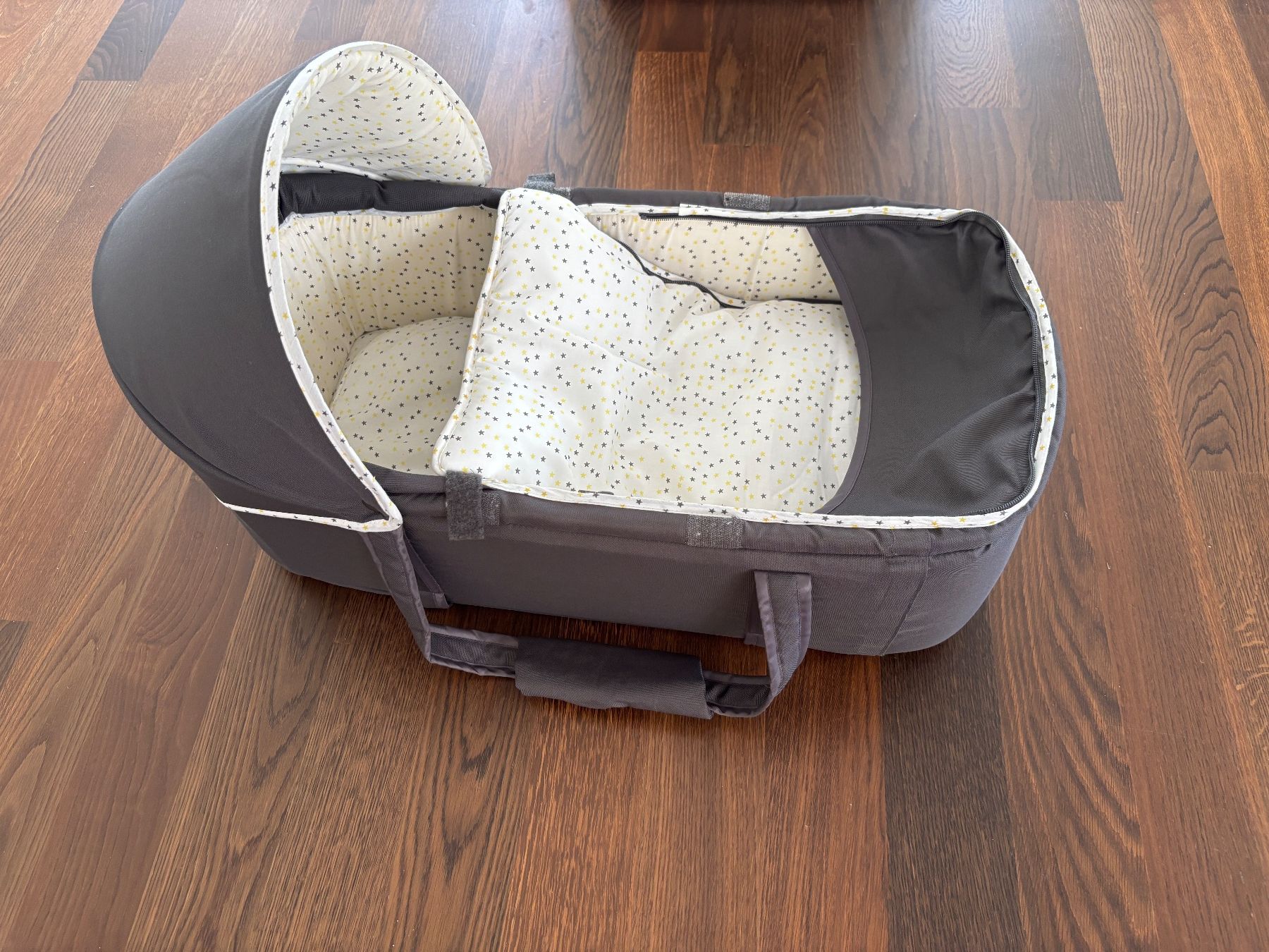 Bauch- & Rückentragen: Softtragetasche für Babys - Vertbaudet - grau – Gebraucht aus Seuzach von SawyerKingwood