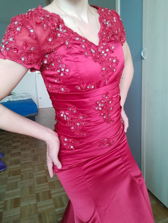 JJ’s House Vestiti: Wunderschönes rotes Kleid Abendkleid Fotoshooting – Usato da Othmarsingen venduto da AnastassiaV 4