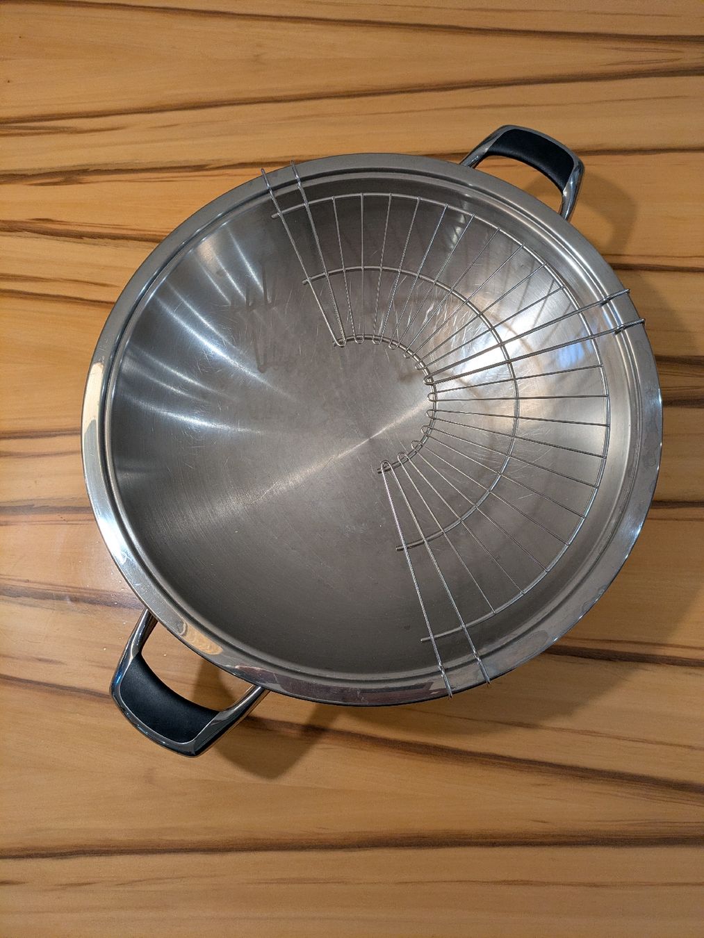 Amc Padelle: AMC Wok 36 cm – Usato da Ehrendingen venduto da Lilamon 1